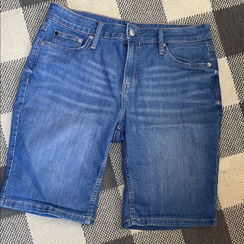 Calvin Klein denim Bermuda shorts 12